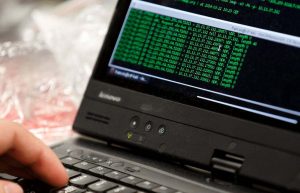 加拿大最大的连锁书店Indigo称被黑客窃取的员工数据可能会出现在暗网上,但不会支付赎金 4 hacker